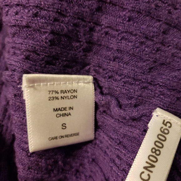 New York &Co sweater - Picture 4 of 5